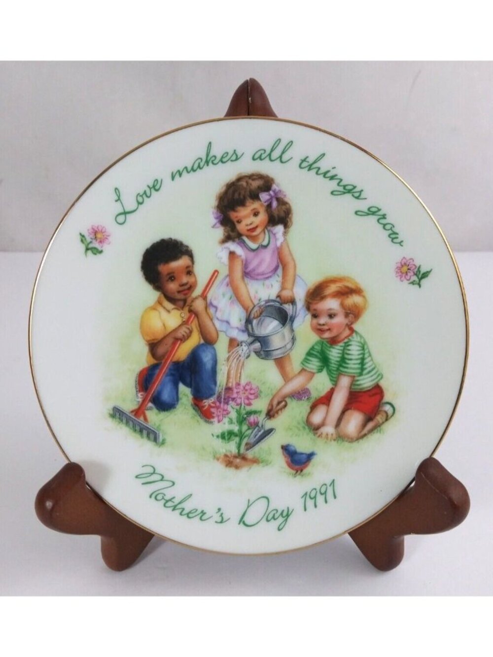 1991 Avon Love Makes All Things Grow Mother's Day 5.25" Decorative Plate